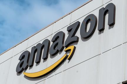 Amazon Cloud Growth Surges on AI Demand