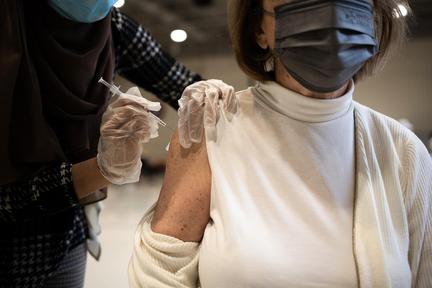 FDA Panel Backs Moderna mRNA Flu Shot