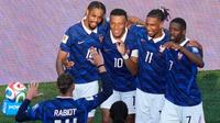 France Thump Sweden to Reach World Cup Last 16
