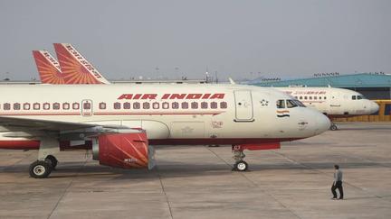 Air India flight loses controls for 4 seconds