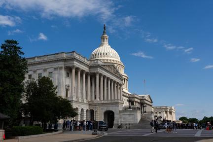 House blocks Iran war authorization