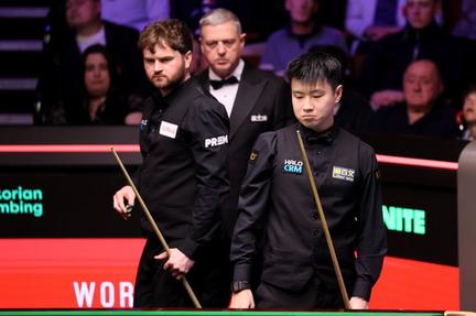 World Snooker Championship Begins