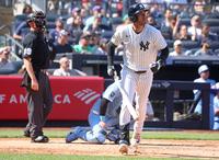Yankees rout Royals in blowout
