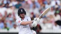 England battle Pakistan at Lord's