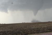 Tornadoes devastate US Midwest