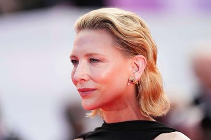 Olivier Awards celebrate theater excellence