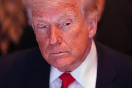 Trump Feuds With Pope Leo