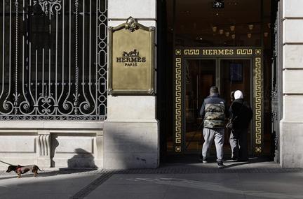 Hermès Sales Hit by War