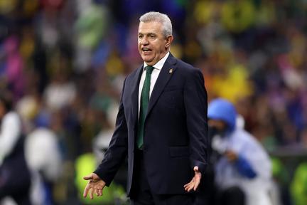 England Face Mexico in World Cup Showdown at Azteca