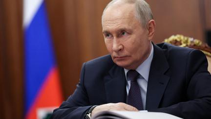 Easter ceasefire falters in Ukraine