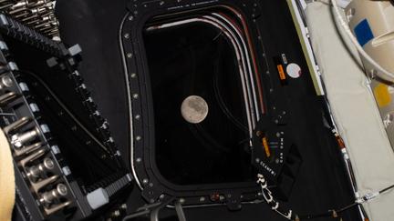 Artemis II approaches moon